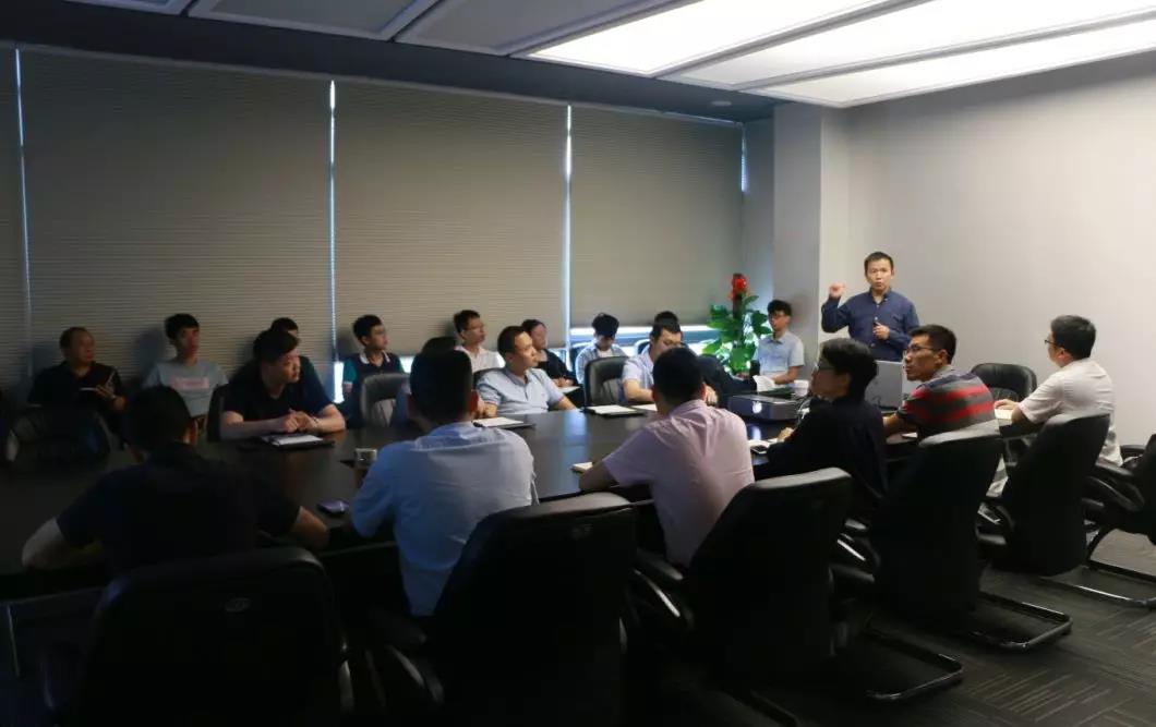 同济大学建设管理与房地产系主任王广斌教授莅临开元游戏指导、交流