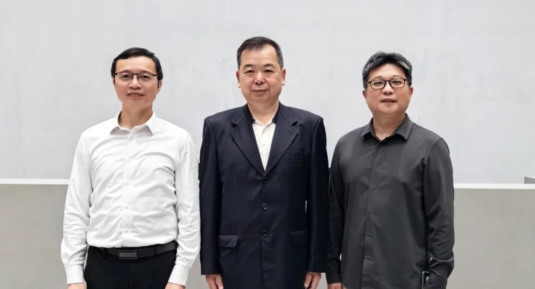 福建理工大学党委书记吴仁华一行莅临开元游戏考察指导